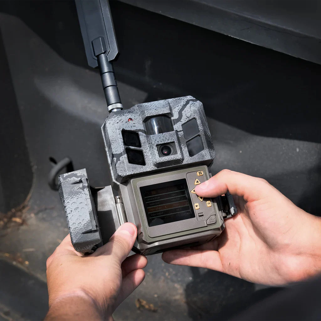 Spartan GoLive3 4G/LTE Multi-Carrier Trail Camera (Areus Camo) with Accs. Bundle - Image 4