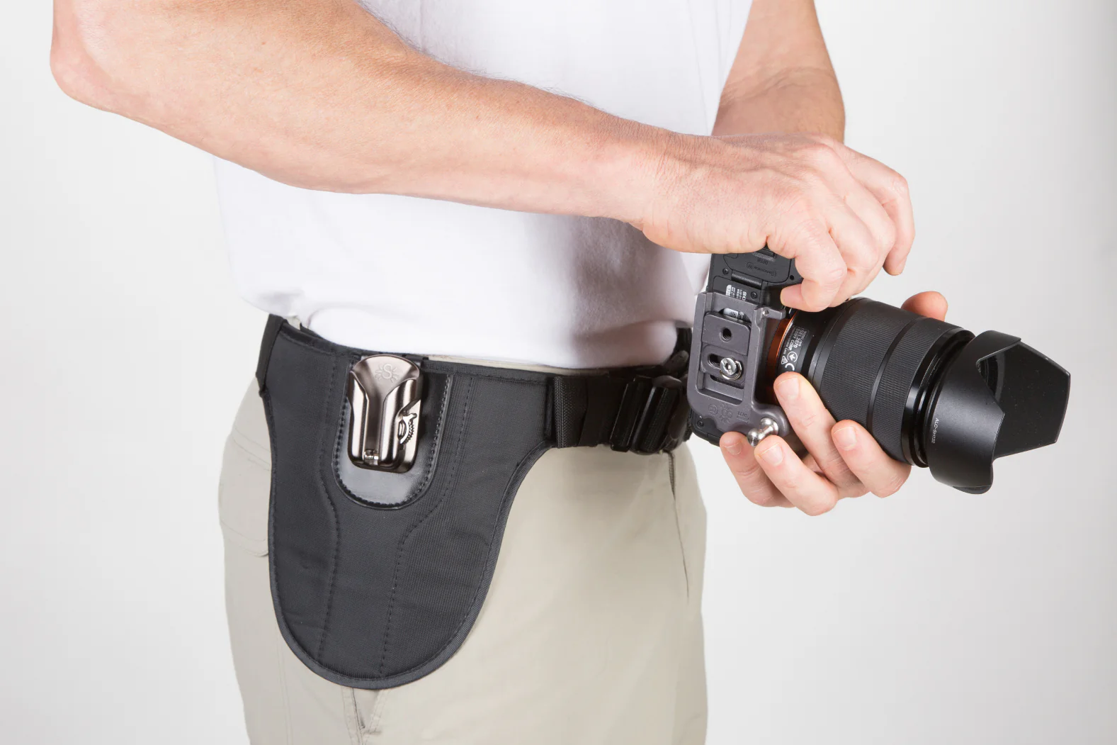 Spider Camera Holster 160 SpiderLight Single Camera System and Cleaning Bundle - Image 7