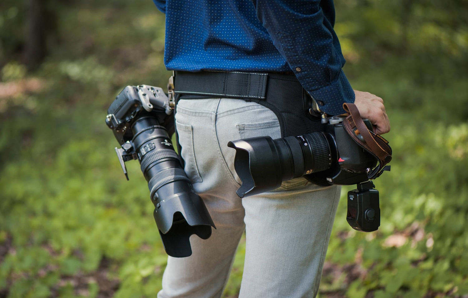 Spider Camera Holster SpiderPro Dual Camera System v2 and Accessory Bundle - Image 9