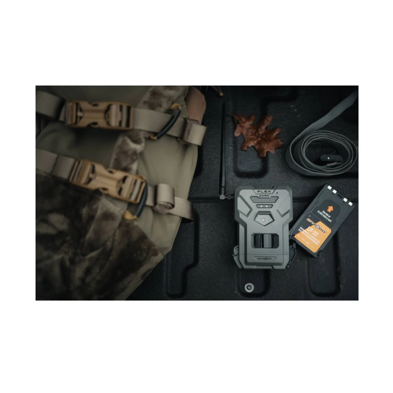 Spypoint Flex Dark GPS Cellular Trail Camera with Mount and 32GB Card Bundle - Image 9
