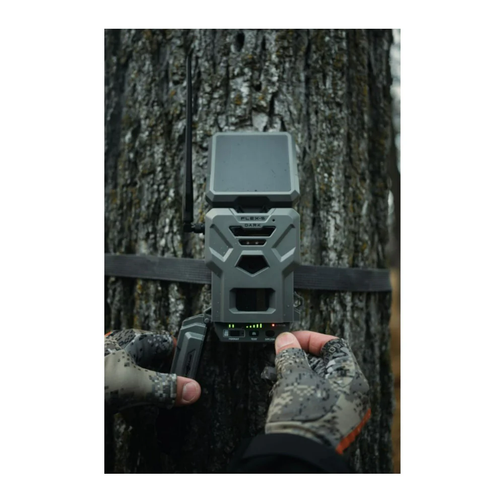Spypoint FLEX-S DARK Cellular Night Vision Trail Camera (6 Pack) Bundle - Image 4