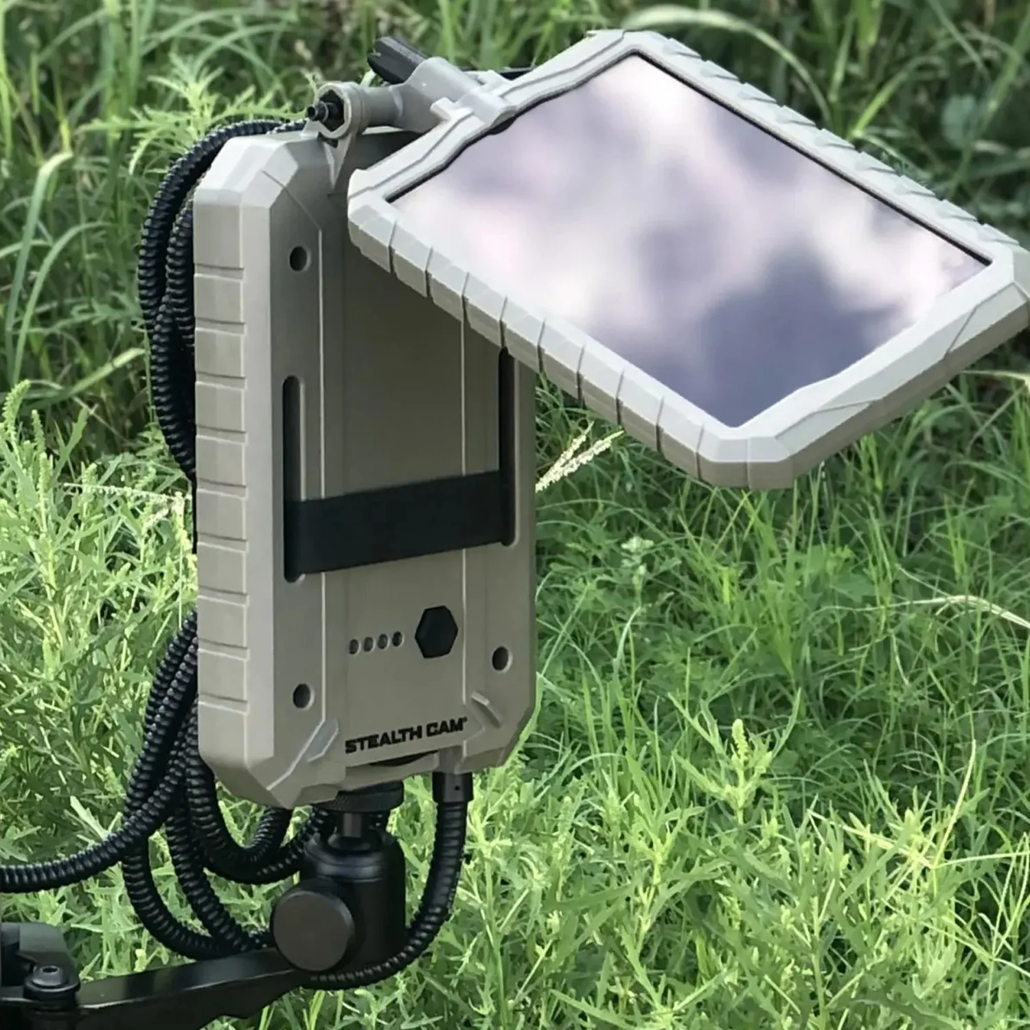 Stealth Cam Lithium Solar Power Panel (2-Pack) with Card Reader - Image 5