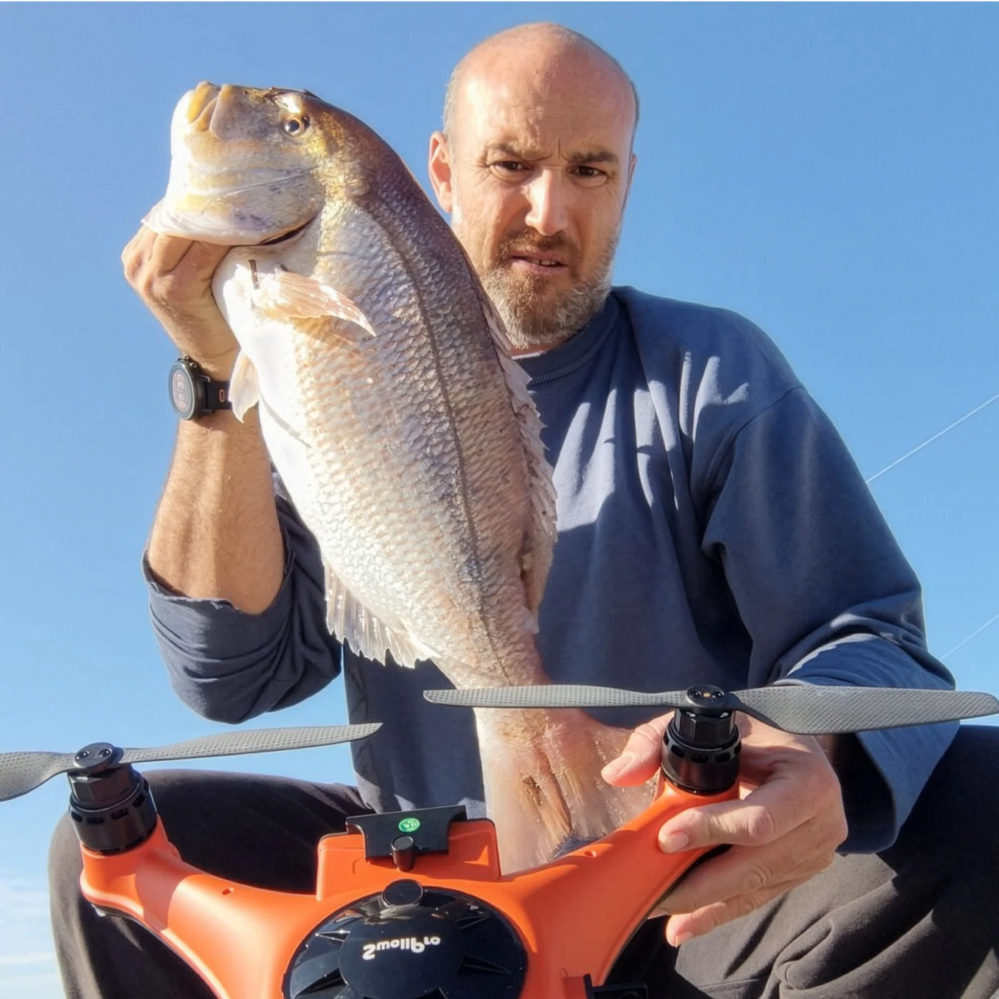 SwellPro Fisherman FD3 Waterproof Fishing Drone with 4K Camera and Accessories - Image 6