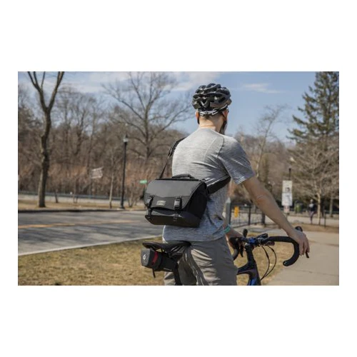 Tenba DNA 9 Slim Messenger Bag (Black) - Image 14