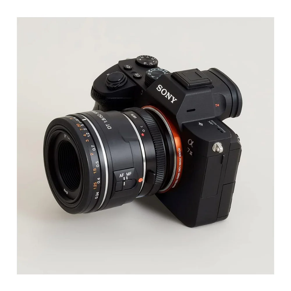Urth Sony A Minolta AF Lens to Sony E Camera Mount Adapter (Matte Black) - Image 5