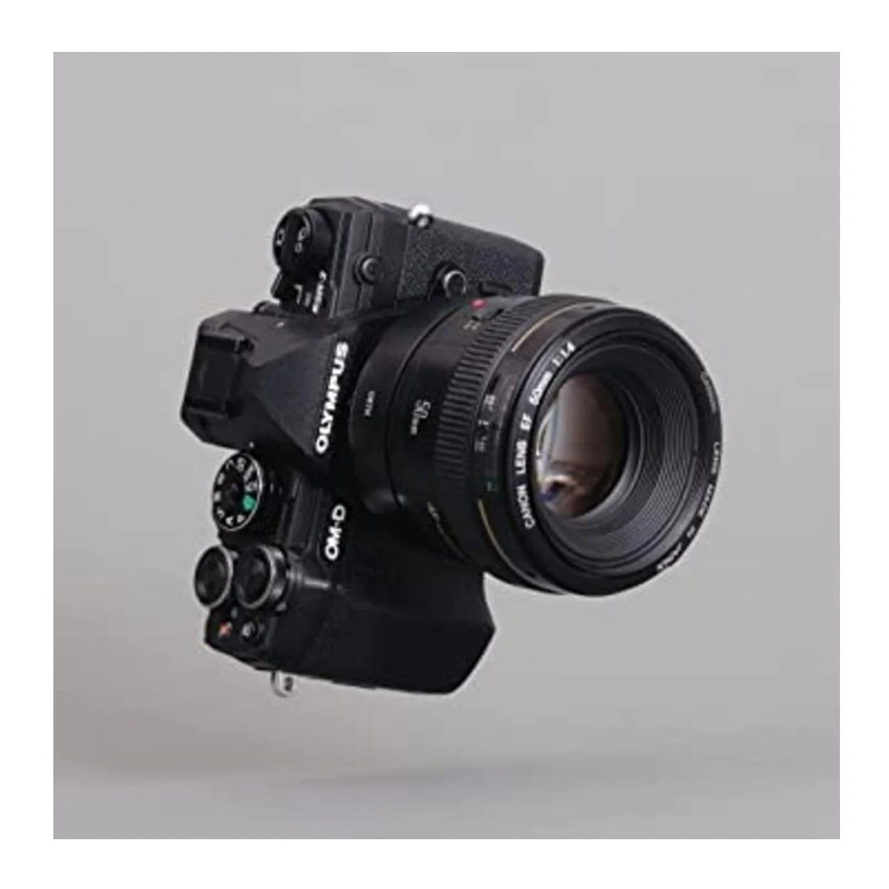 Urth Lens Mount Light-Sealed Adapter Compatible with EF/EF-S Lens to Micro Four Thirds Camera Body - Image 4