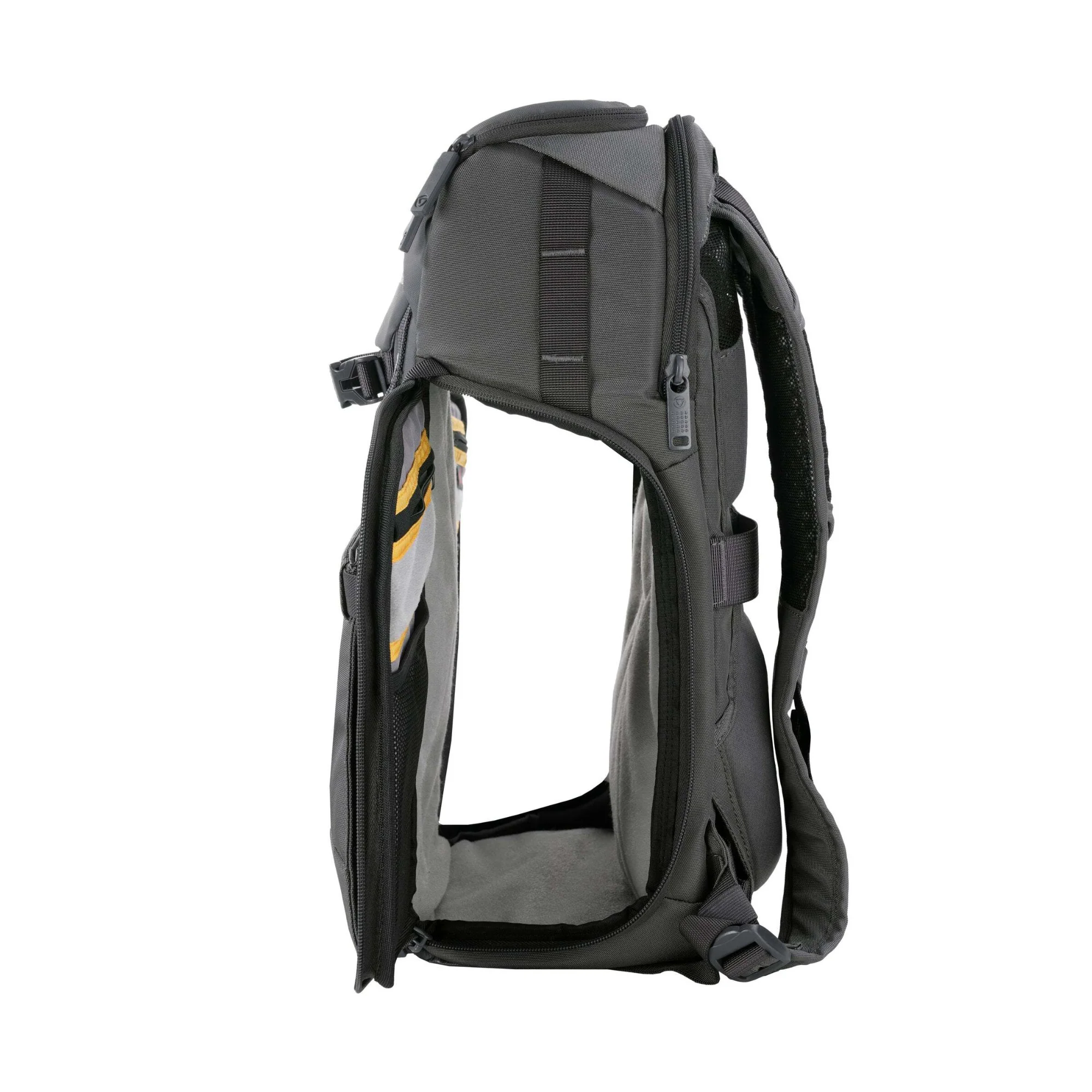 Vanguard VEO ADAPTOR S46 BK Camera Backpack - Weather-Resistant with Rain Cover (Black) - Image 8