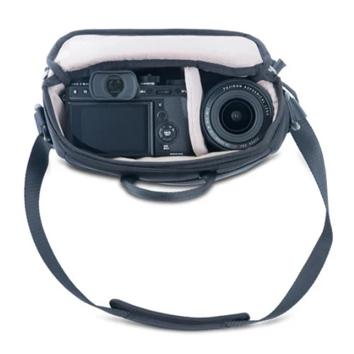 Vanguard VEO GO24M BK Shoulder Bag for Mirrorless/CSC Cameras (Black) - Image 9