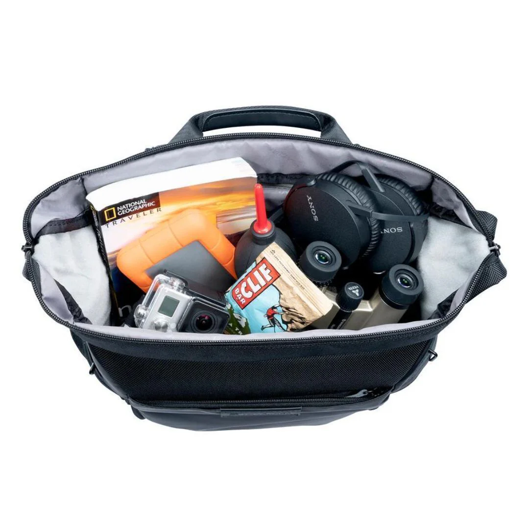 Vanguard VEO Select 49 Incognito Backpack and Shoulder Bag for DSLR Cameras with Dividers (Black) - Image 4