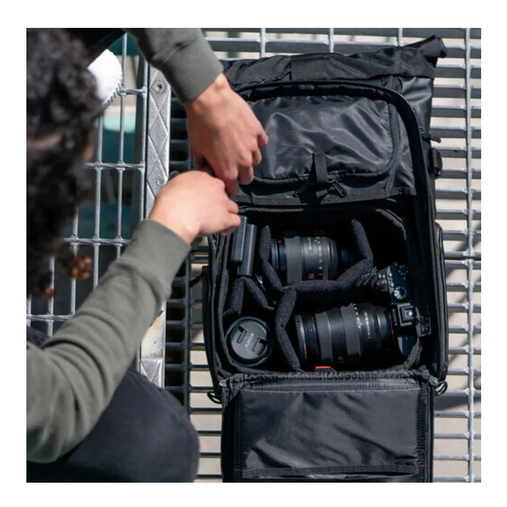 WANDRD PRVKE 31L Photo Bundle Backpack with Essential Plus Camera Cube (Black) - Image 9