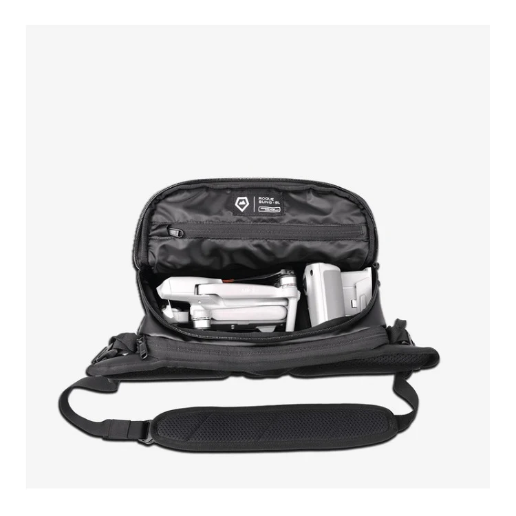 Wandrd ROGUE 6L Sling Camera Bag with Expandable Pocket Design (Wasatch Green) - Image 9