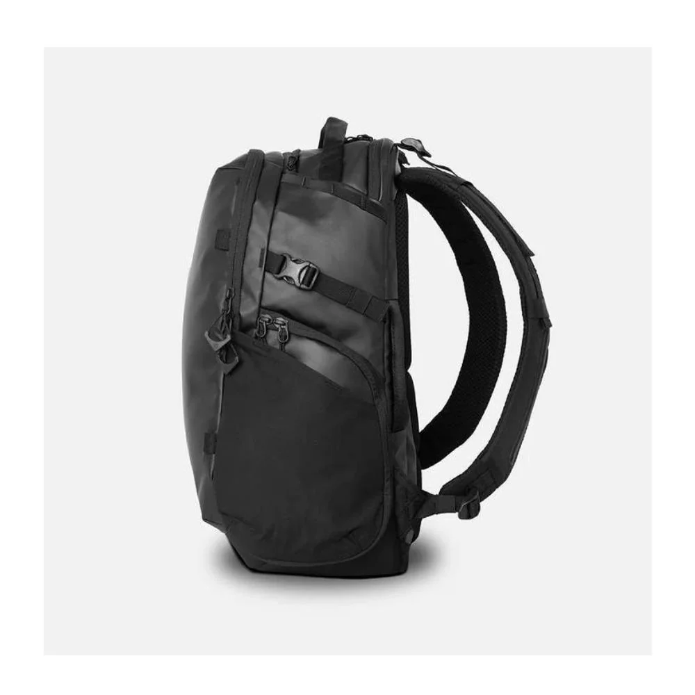 WANDRD Stratus Photo 18L Photography Backpack (Black) - Image 2
