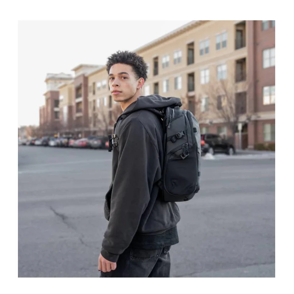 WANDRD Stratus Photo 18L Photography Backpack (Black) - Image 7