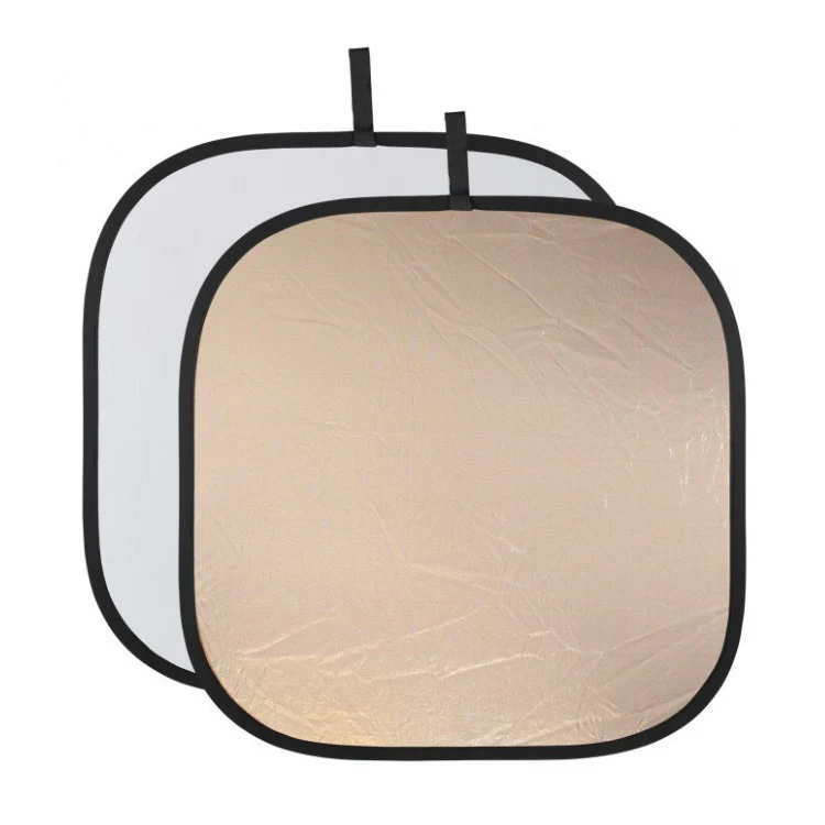 Westcott Illuminator Collapsible 4-in-1 Sunlight/Silver Reflector Kit (42-Inch) - Image 4