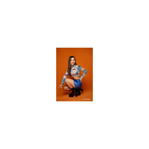 Westcott Pro Wrinkle-Resistant, Machine-Washable Backdrop (Tiger Orange, 9 x 20 Feet) - Image 15