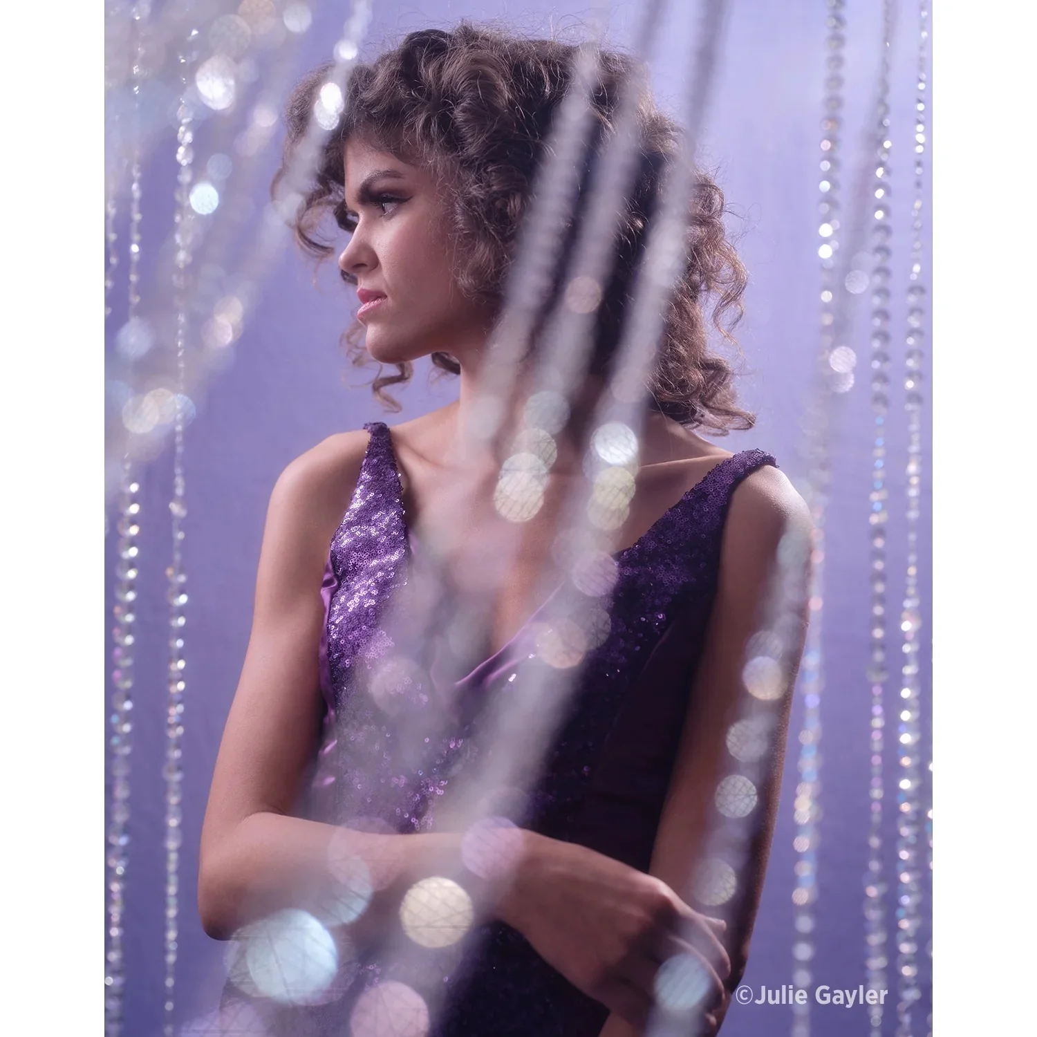 Westcott Wrinkle-Resistant, Machine-Washable Backdrop (Periwinkle Purple, 9 x 10 Feet) - Image 7