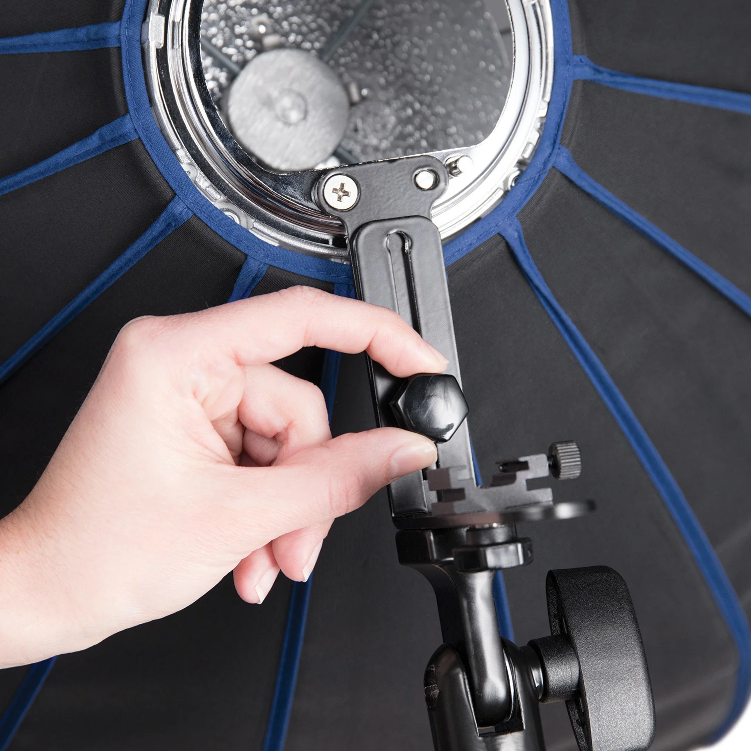 Westcott Rapid Box / Beauty Dish Switch Insert (Speedlite) - Image 5