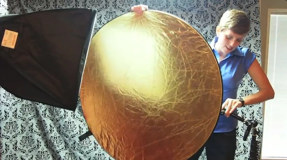 Westcott Collapsible 5-in-1 Reflector with Gold Surface (50-inch) - Image 14