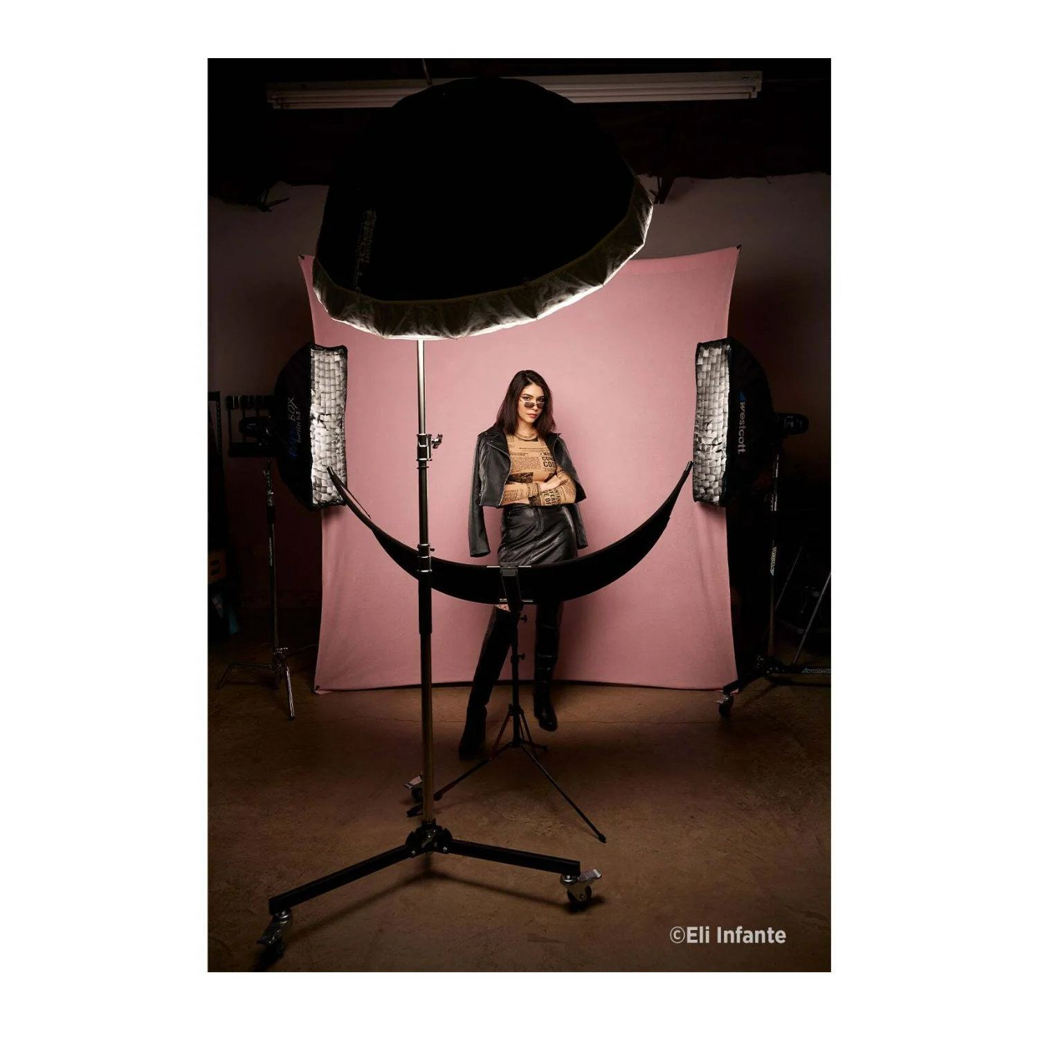 Westcott X-Drop Pro Wrinkle-Resistant Backdrop (Blush Pink, 8 x 8 Feet) - Image 3