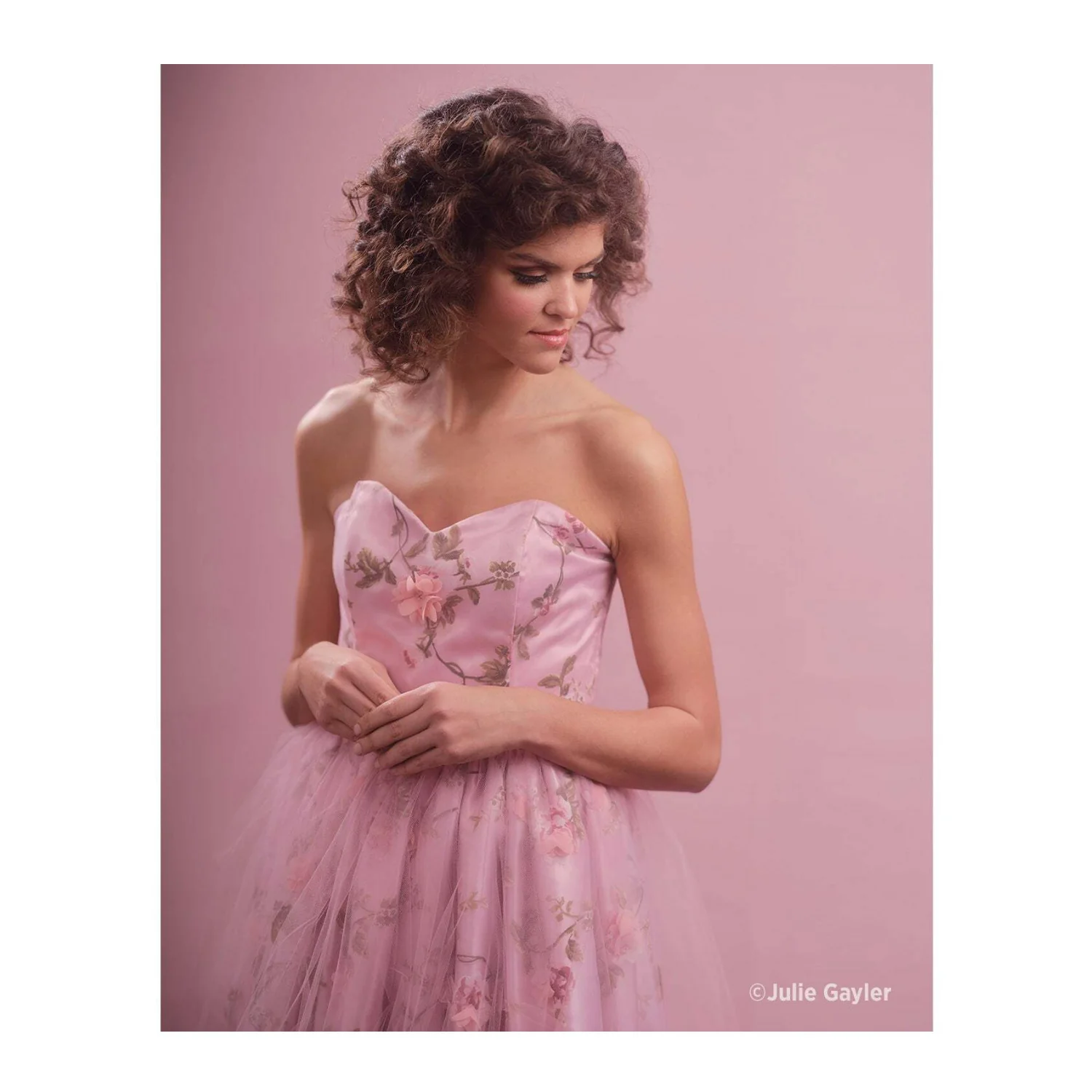 Westcott X-Drop Pro Wrinkle-Resistant Backdrop (Blush Pink, 8 x 8 Feet) - Image 5