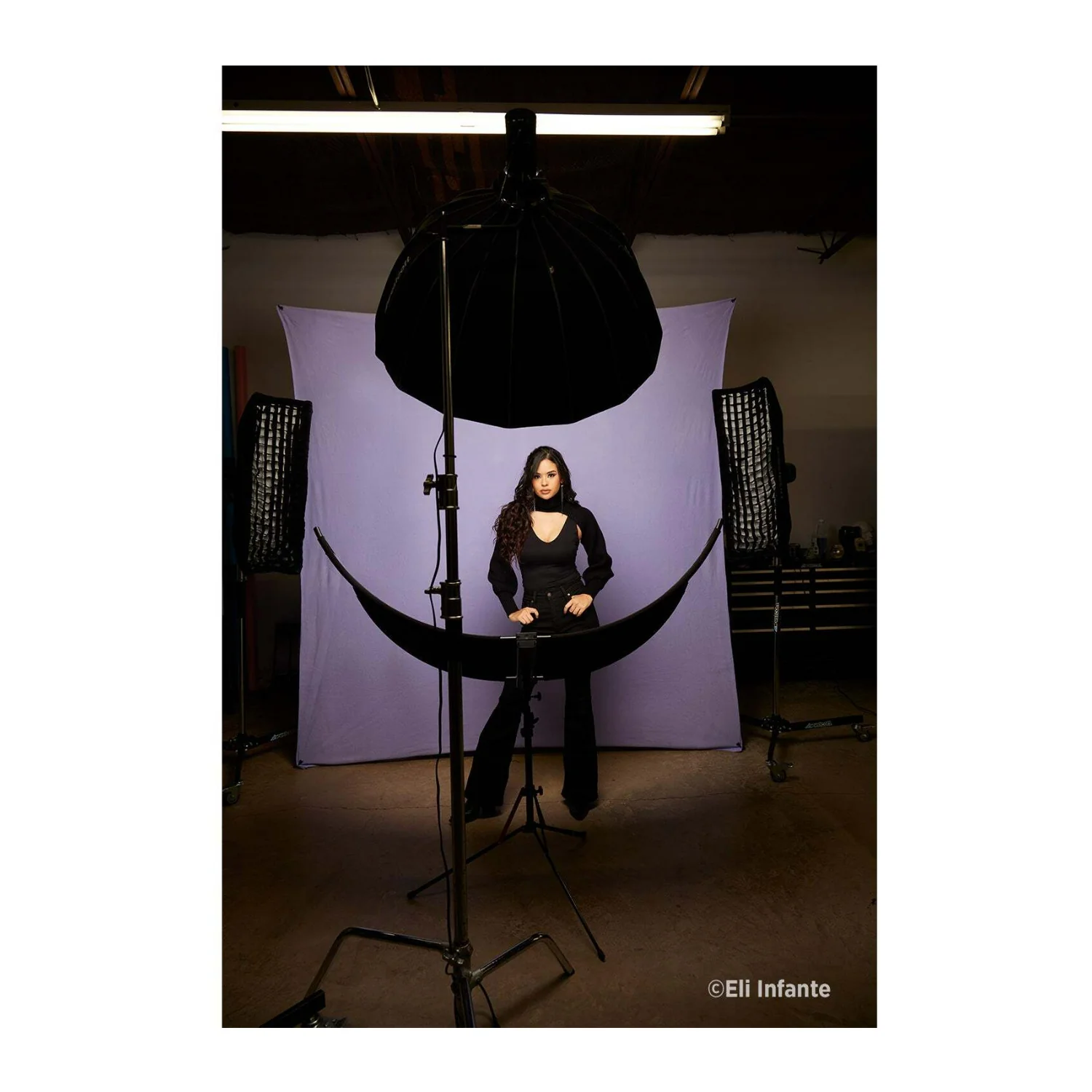 Westcott X-Drop Pro Wrinkle-Resistant Backdrop (Periwinkle Purple, 8 x 8 Feet) - Image 5