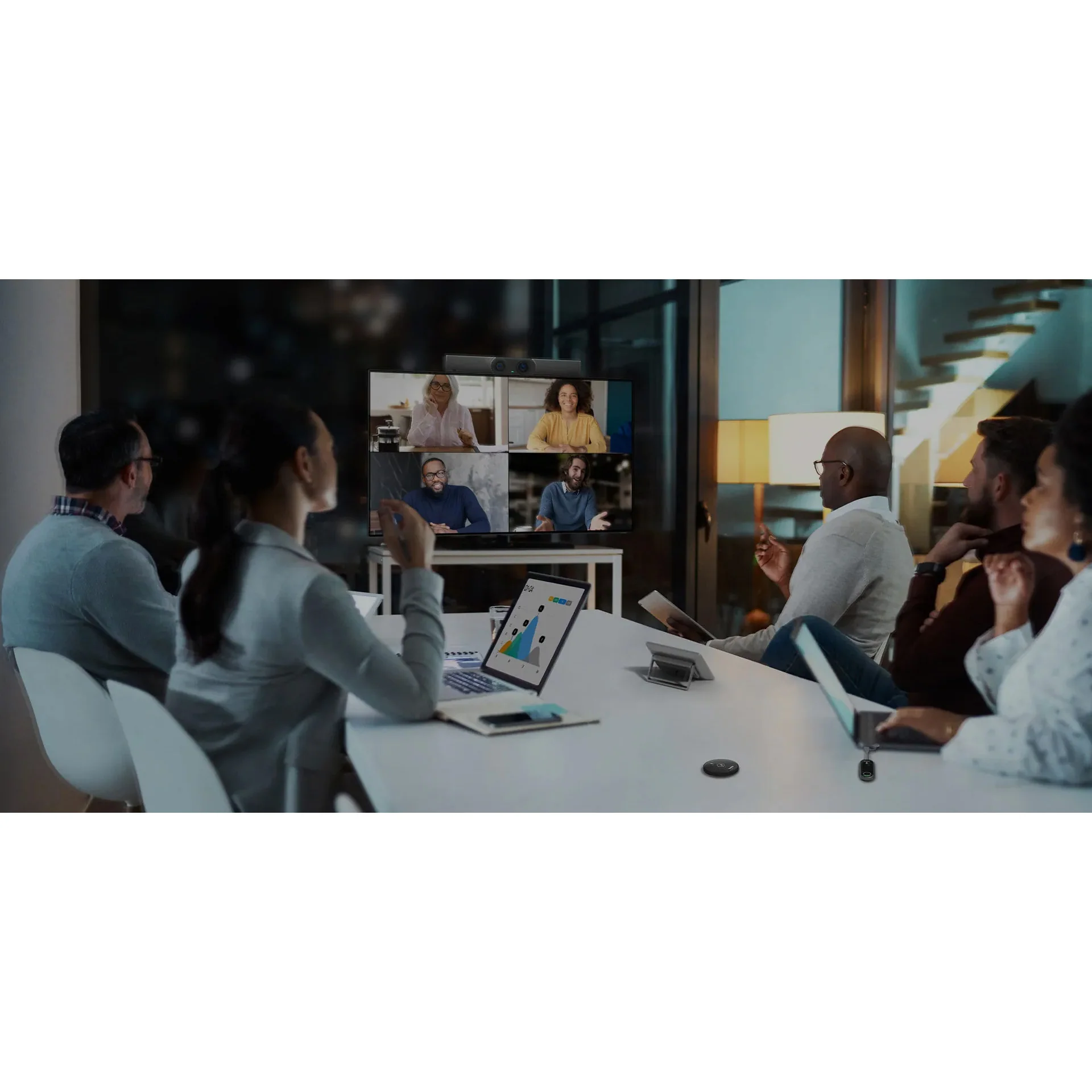 Yealink MeetingBar A30 All-in-One Video Collaboration Bar with VCR11 Remote Control - Image 5
