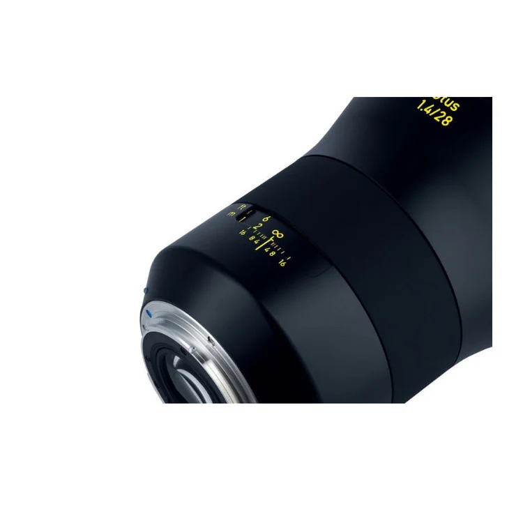ZEISS Otus 28mm f/1.4 ZE Lens for Canon EF - Image 3